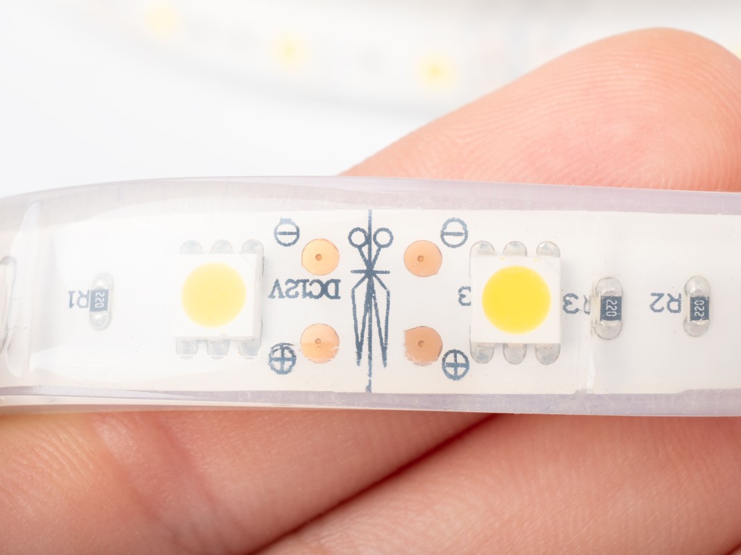 Leitfaden für moderne LED Streifen-Installationsideen-Beleuchtung Case Sharing