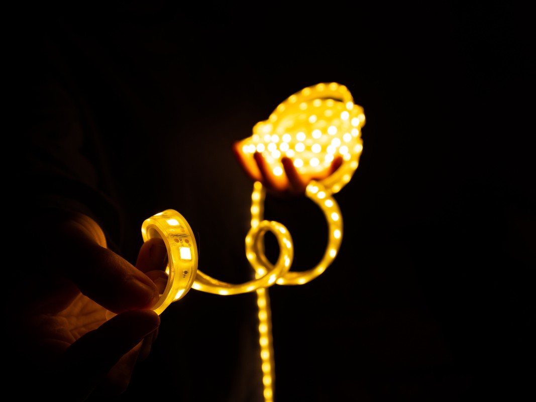 LED Streifen: Eine farbenfrohe Option, die die Innenbeleuchtung revolutioniert-Beleuchtung Case Sharing