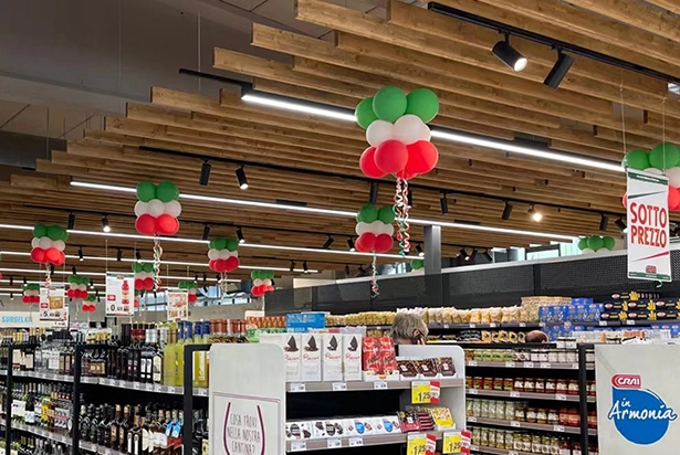 Illuminazione supermercati.webp