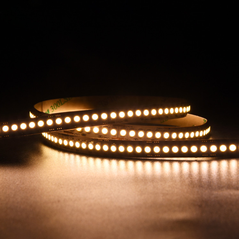 LED-Lichtleiste mit hoher Lumenzahl, 240 LEDs/m, für Innenbeleuchtung mit hoher Helligkeit---lllll